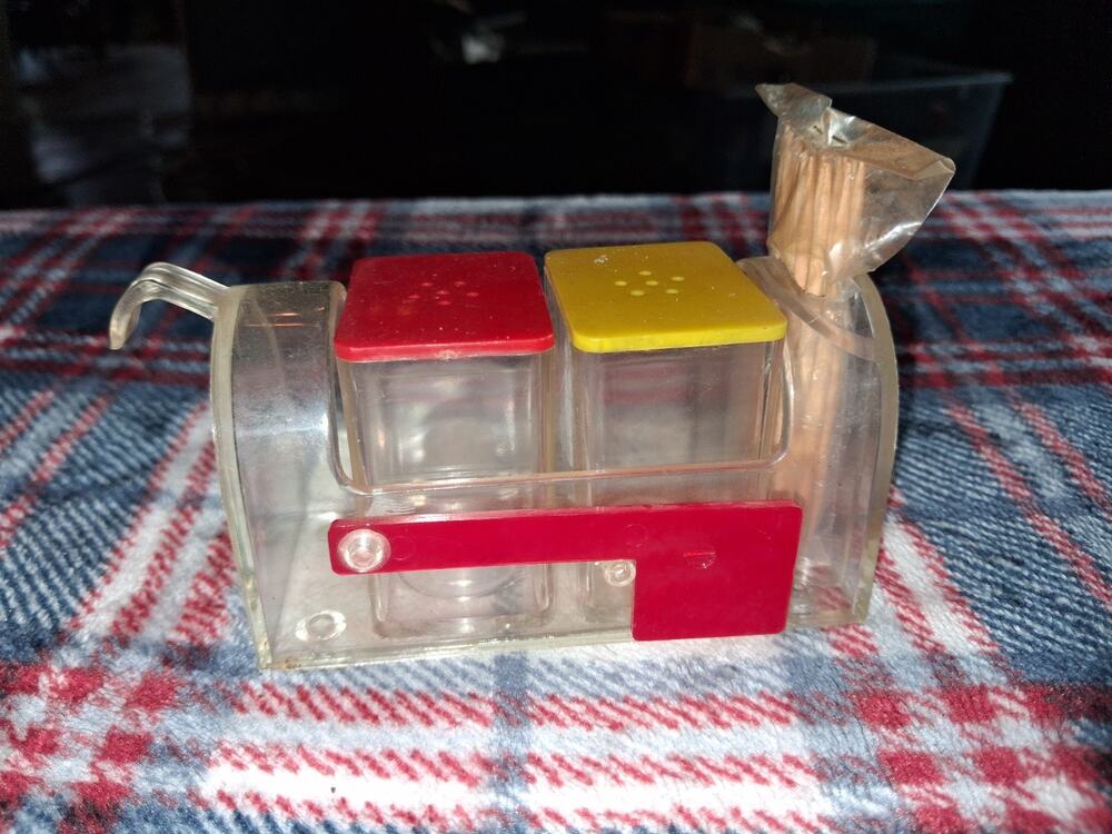 Vintage Lucite Clear Mailbox Salt & Pepper Novelty Shaker (Red & Yellow Tops)